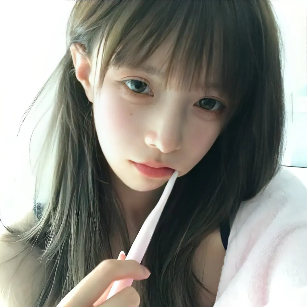 蕾丝炸弹