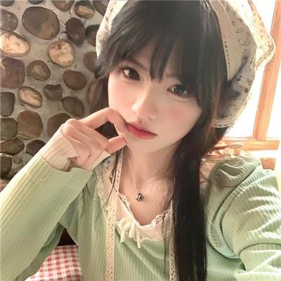 玻璃牢房